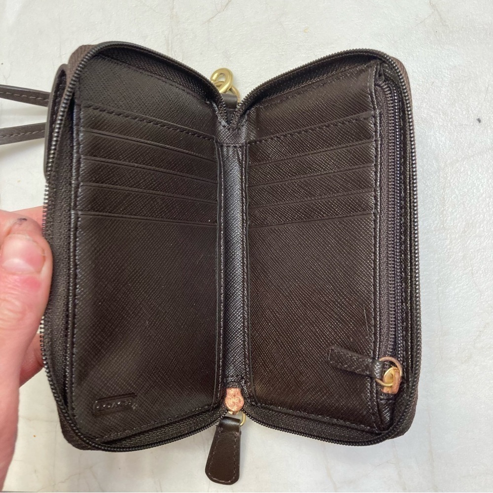 Coach vintage dark brown  leather wristlet bag - Picture 5 of 5